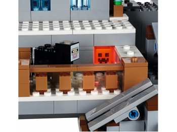 Lego Minecraft 21137 Górska Jaskinia
