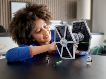 LEGO Star Wars 75300 Imperialny myśliwiec TIE