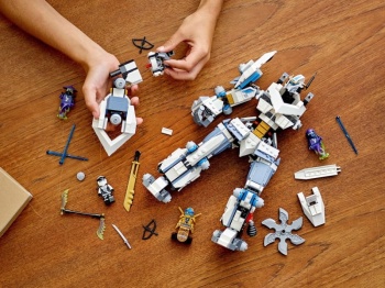 LEGO Ninjago 71738 Starcie tytanów Mech