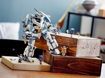 LEGO Ninjago 71738 Starcie tytanów Mech