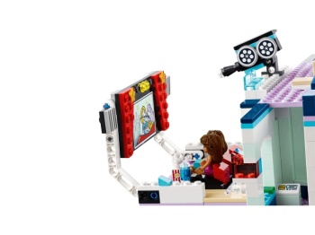LEGO Friends 41448 Kino w Heartlake City