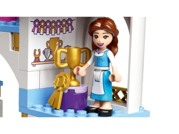 LEGO Disney Princess 43195 Królewskie stajnie Belli i Roszpunki