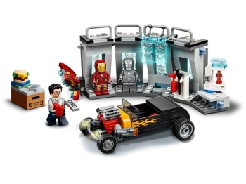LEGO Super Heroes 76167 Zbrojownia Iron Mana