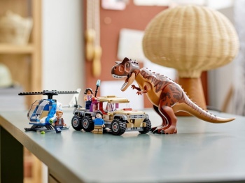 LEGO Jurassic World 76941 Pościg za karnotaurem