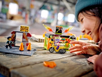 LEGO City 60293 Park kaskaderski