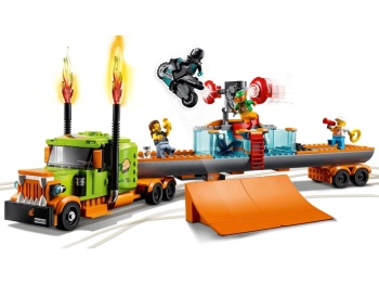 LEGO City 60294 Ciężarówka kaskaderska