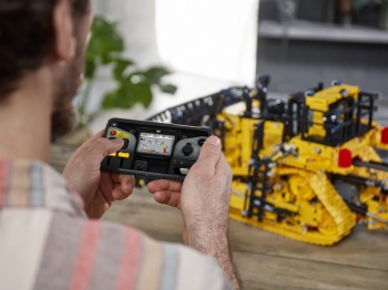 LEGO Technic 42131 Buldożer Cat D11T