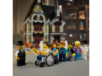 LEGO Creator 10273 Dom strachu