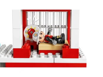LEGO 10970 DUPLO Remiza strażacka i helikopter