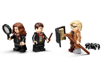 LEGO 76397 Harry Potter Chwile z Hogwartu: zajęcia z obrony przed czarną magią