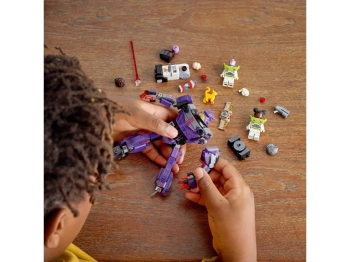 LEGO 76831 Disney Lightyear  Starcie z Zurgiem