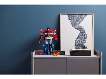 LEGO 10302 Icons Optimus Prime
