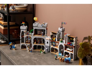 LEGO 10305 Icons Zamek rycerzy herbu Lew