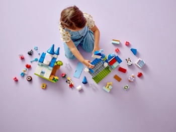 LEGO 10998 DUPLO Magiczny zamek 3 w 1