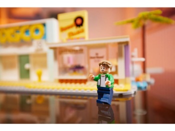 LEGO 21339 Ideas BTS Dynamite