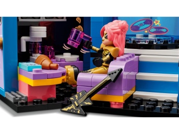 LEGO 42616 Friends Pokaz talentów muzycznych w szkole w Heartlake City