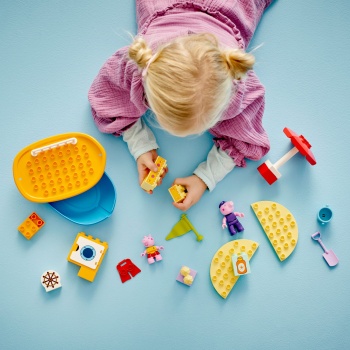 LEGO 10432 DUPLO Peppa Pig Peppa i rejs łodzią