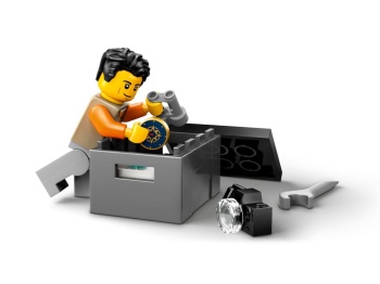 LEGO 60447 City  Górska ciężarówka terenowa 4x4