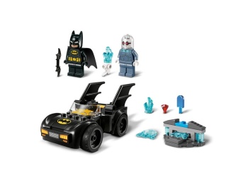 LEGO 76301 Super Heroes  Batman i batmobil kontra mr. Freeze
