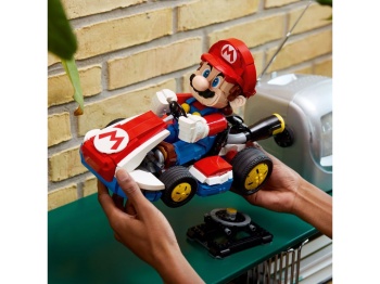LEGO 72037 Super Mario Mario Kart™: Mario i Standard Kart