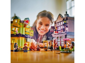 LEGO 76452 Harry Potter Markowy sprzęt do quidditcha i lodziarnia