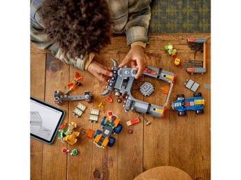 LEGO 72039 Super Mario Mario Kart — Bowser i jego zamek