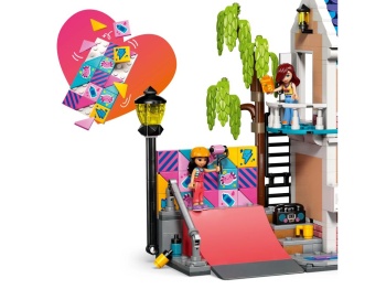 LEGO 42687 Friends Dom rodzinny Liann