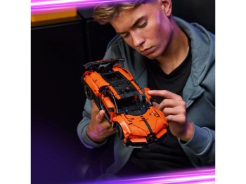 LEGO 42222 Technic Hipersamochód Bugatti Chiron