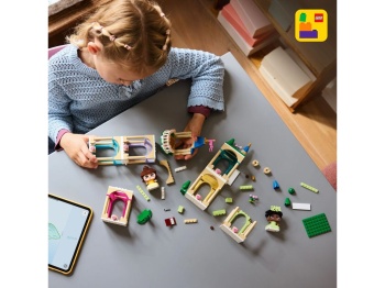 LEGO 43291 Disney Princess Mała Bella i Tiana z zamkiem