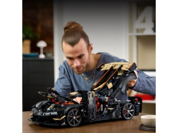 LEGO 42232 Technic Koenigsegg Sadair's Spear Megacar