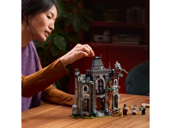 LEGO 11383 Icons Rezydencja burmistrzyni