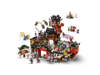 LEGO 71861 Ninjago Stare miasto — 15-lecie