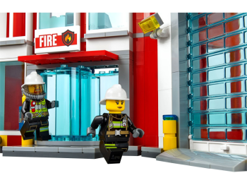 LEGO City 60110 Remiza strażacka