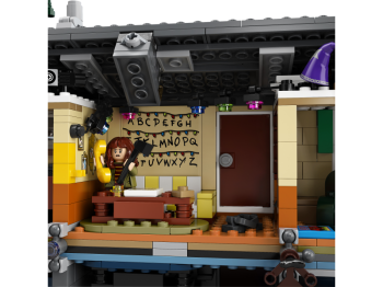 LEGO Stranger Things 75810 Upside down - Druga strona