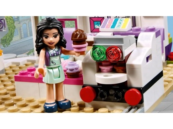 LEGO Friends 41336  Artystyczna kawiarnia Emmy