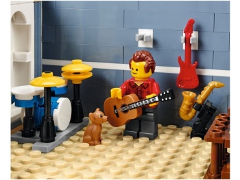  LEGO Creator 10255 Plac Zgromadzeń