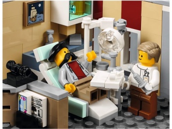  LEGO Creator 10255 Plac Zgromadzeń