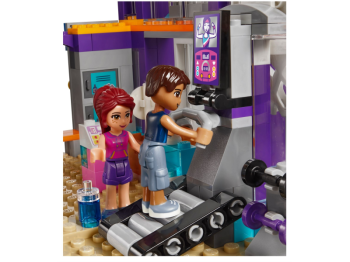 LEGO Friends 41312 Centrum sportu w Heartlake