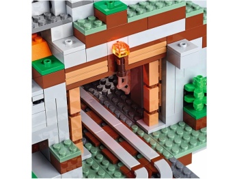 Lego Minecraft 21137 Górska Jaskinia