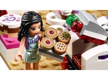 LEGO Friends 41336  Artystyczna kawiarnia Emmy