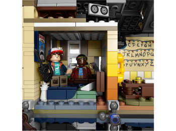 LEGO Stranger Things 75810 Upside down - Druga strona