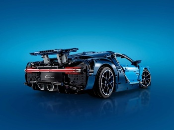 Bugatti Chiron LEGO Technic 42083