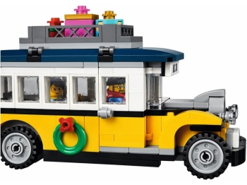 LEGO CREATOR 10259 Stacja w zimowej wiosce