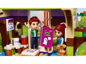 LEGO Friends 41335  Domek na drzewie Mii